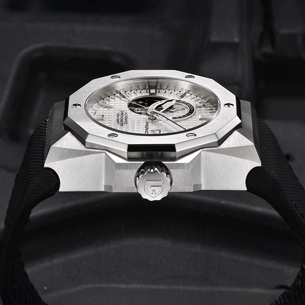 Design Armored White