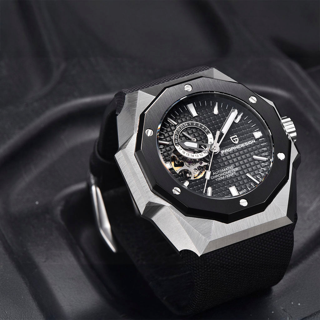 Design Armored Black