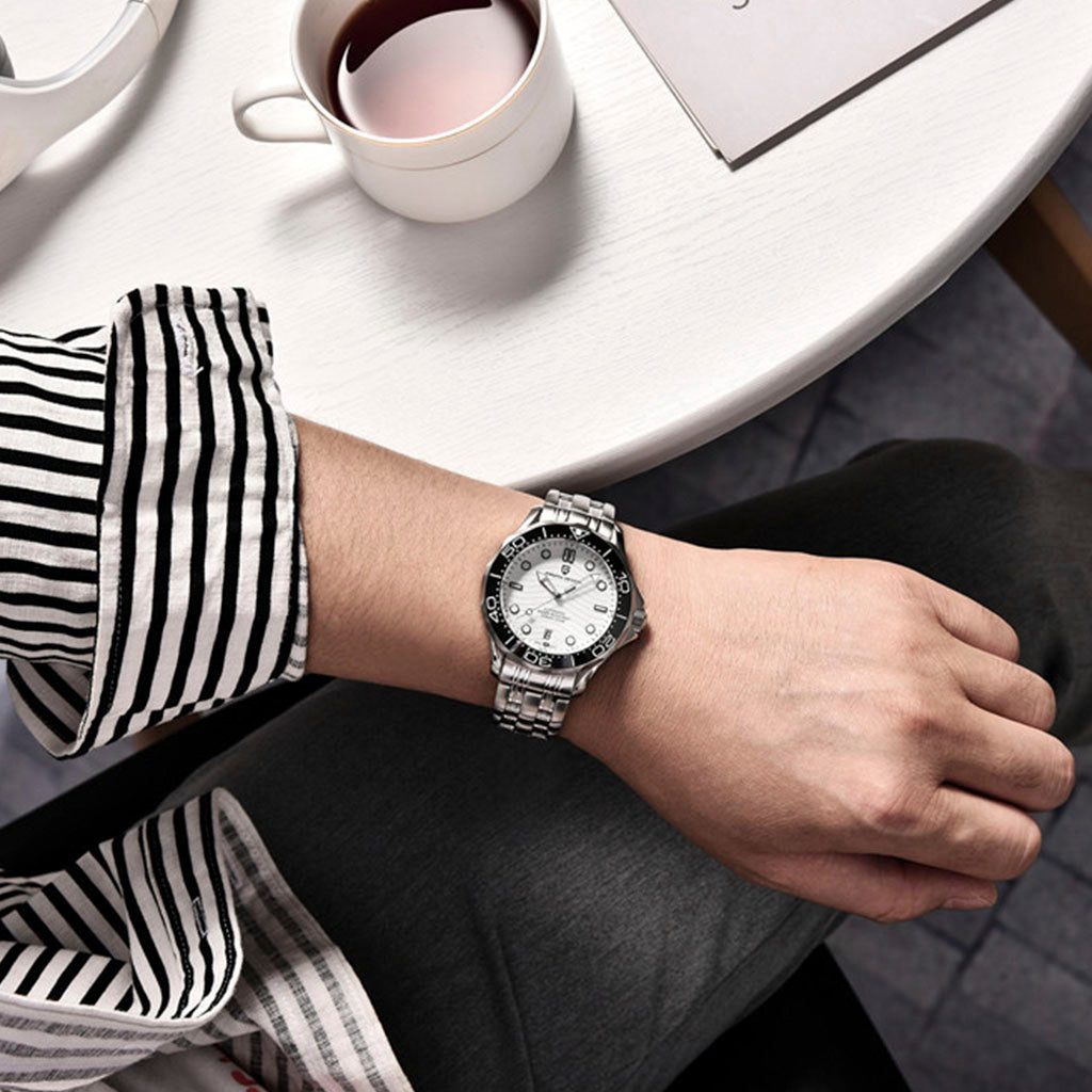 Design Veracius White Steel Bracelet Watch